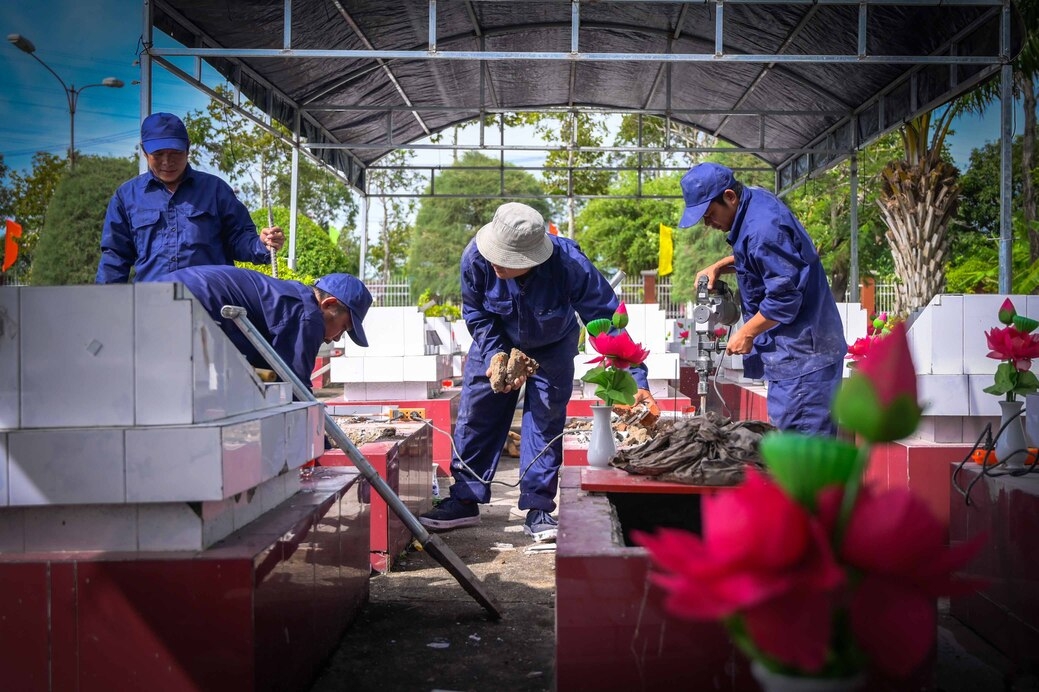 an giang hoan thanh lay mau sinh pham tai hon 15.000 phan mo liet si hinh anh 3