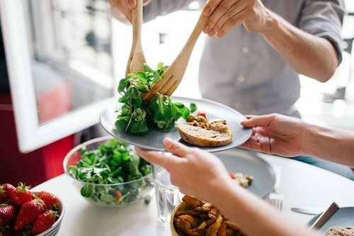 9 nguyên tắc ăn uống khoa học giúp bạn khỏe từ bên trong