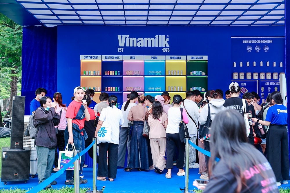 vinamilk va bai toan giu niem tin nguoi tieu dung qua nhieu the he hinh anh 1