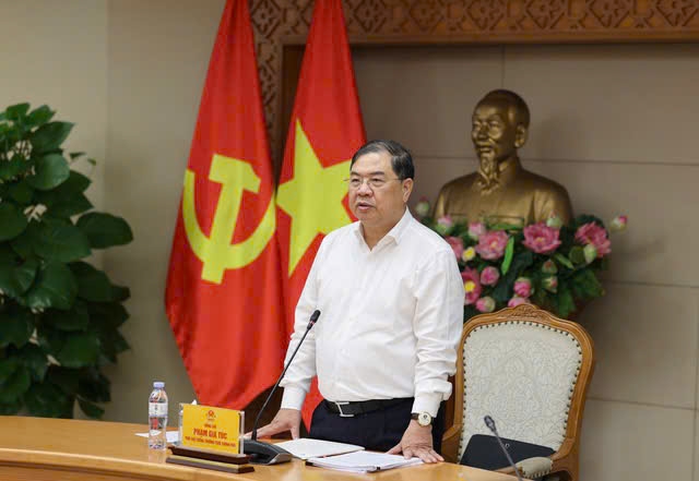 pho thu tuong thuong truc pham gia tuc khan truong hoan thien bieu trung apec viet nam 2027 hinh anh 6