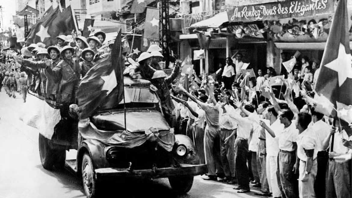 Hà Nội của những ngày sau tiếp quản 10/10/1954 như thế nào?
