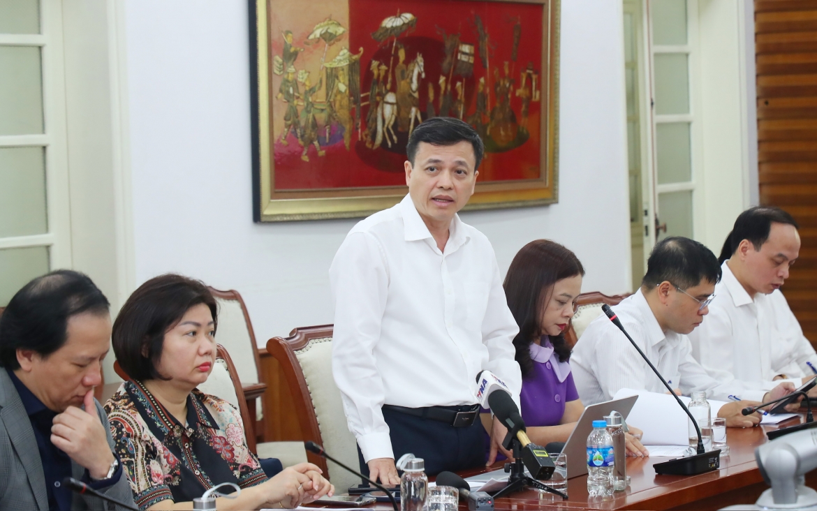 cuc Dien anh noi gi ve viec kiem soat phim ngan ai tren mang hinh anh 2