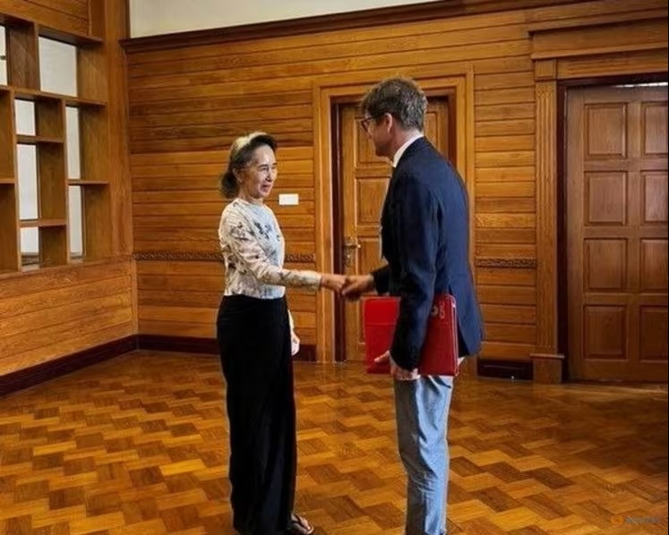 ba aung san suu kyi tro lai tam diem chu y sau loat dong thai moi cua myanmar hinh anh 3