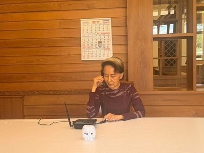 ba aung san suu kyi tro lai tam diem chu y sau loat dong thai moi cua myanmar hinh anh 1