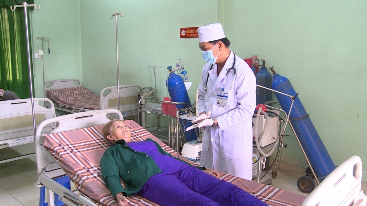 nguoi dan vung Dbscl can canh giac ran can vao mua mua lu hinh anh 1