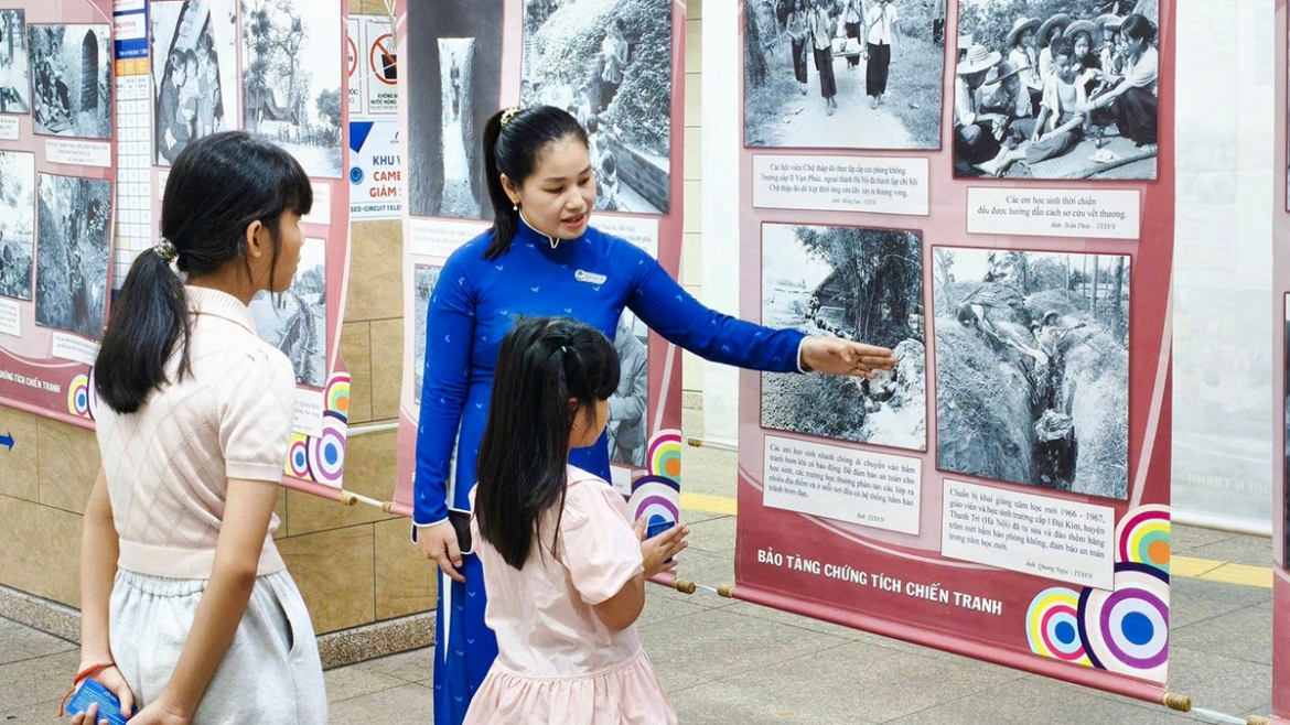 Doi moi bao tang khi tu lieu hien vat, di san duoc dong goi mang toi cong chung hinh anh 4
