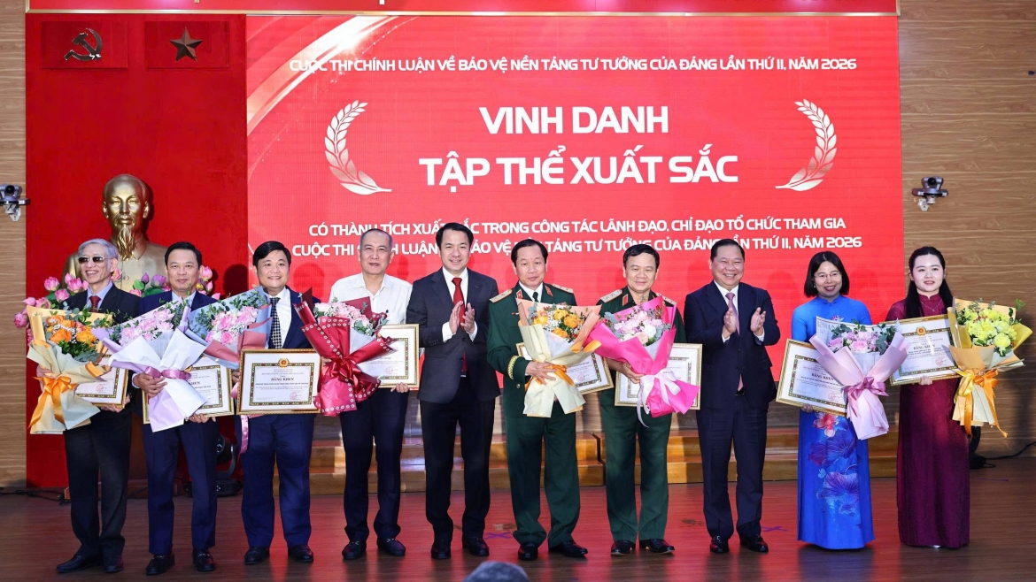 hon 10.000 tac pham du thi chinh luan bao ve nen tang tu tuong cua Dang hinh anh 3