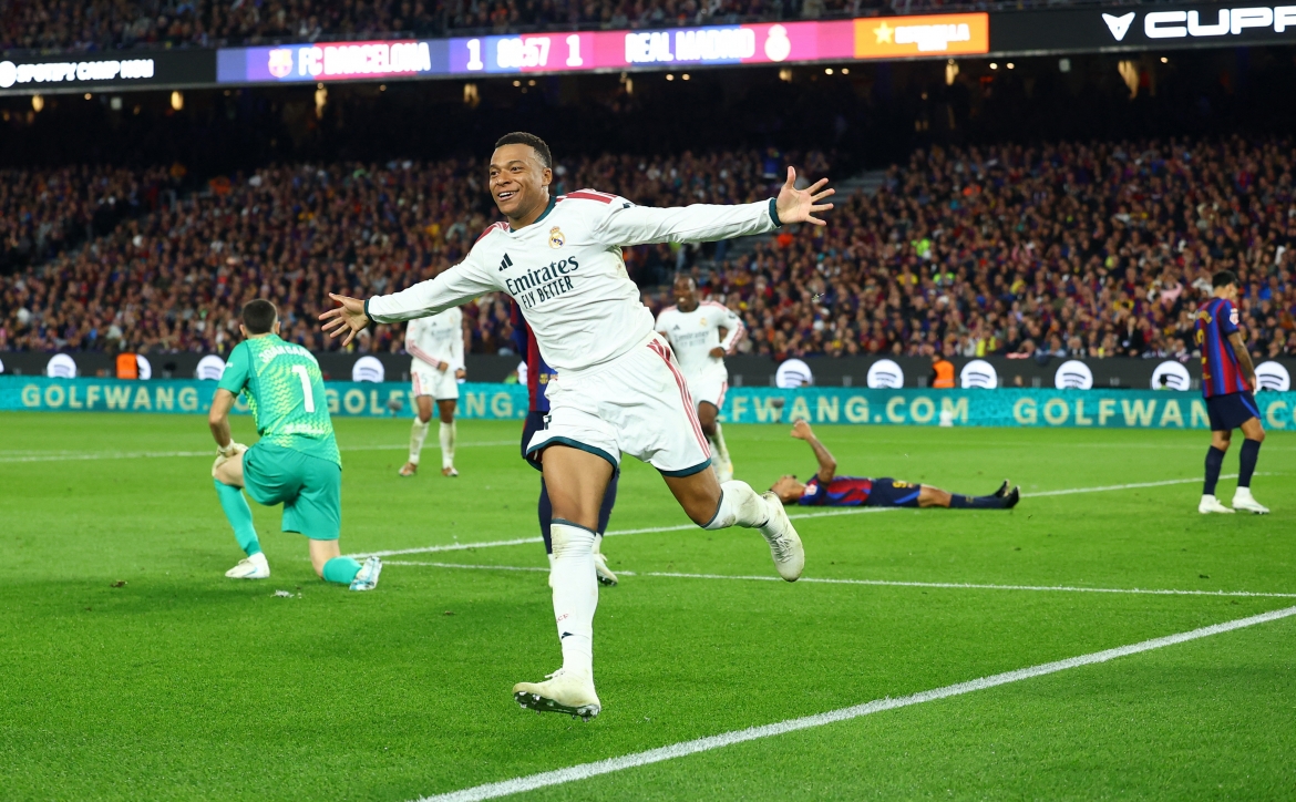 mbappe toa sang ruc ro, real madrid thang kich tinh barca hinh anh 6