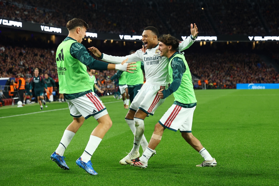 mbappe toa sang ruc ro, real madrid thang kich tinh barca hinh anh 5