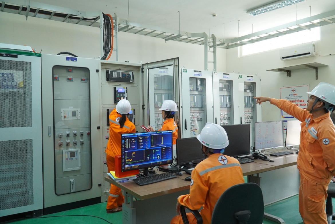 hsbc arranges us 105 million green loan for evnnpc picture 1