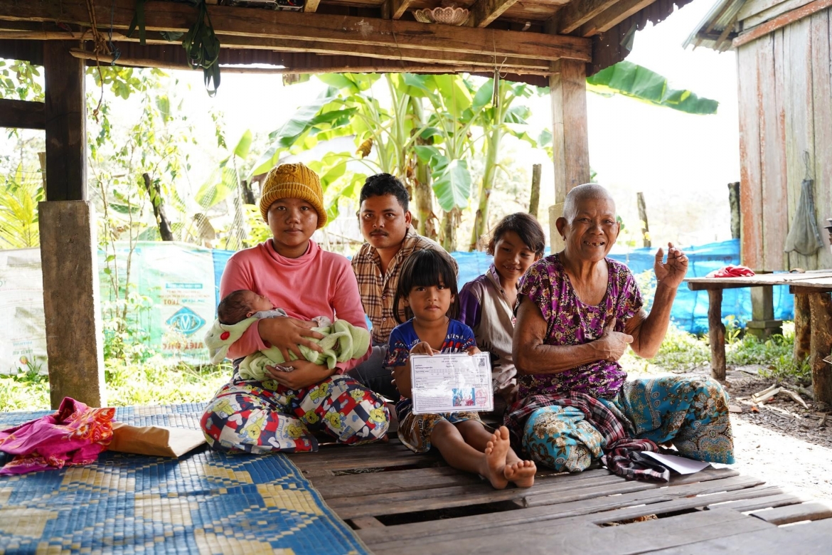 campuchia hon 4,6 trieu nguoi dan nhan tro cap dot 2 ung pho bao gia nhien lieu hinh anh 1