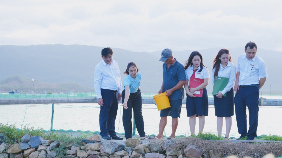 abic- agribank dong hanh voi khach hang khoi phuc san xuat sau thien tai, rui ro hinh anh 2