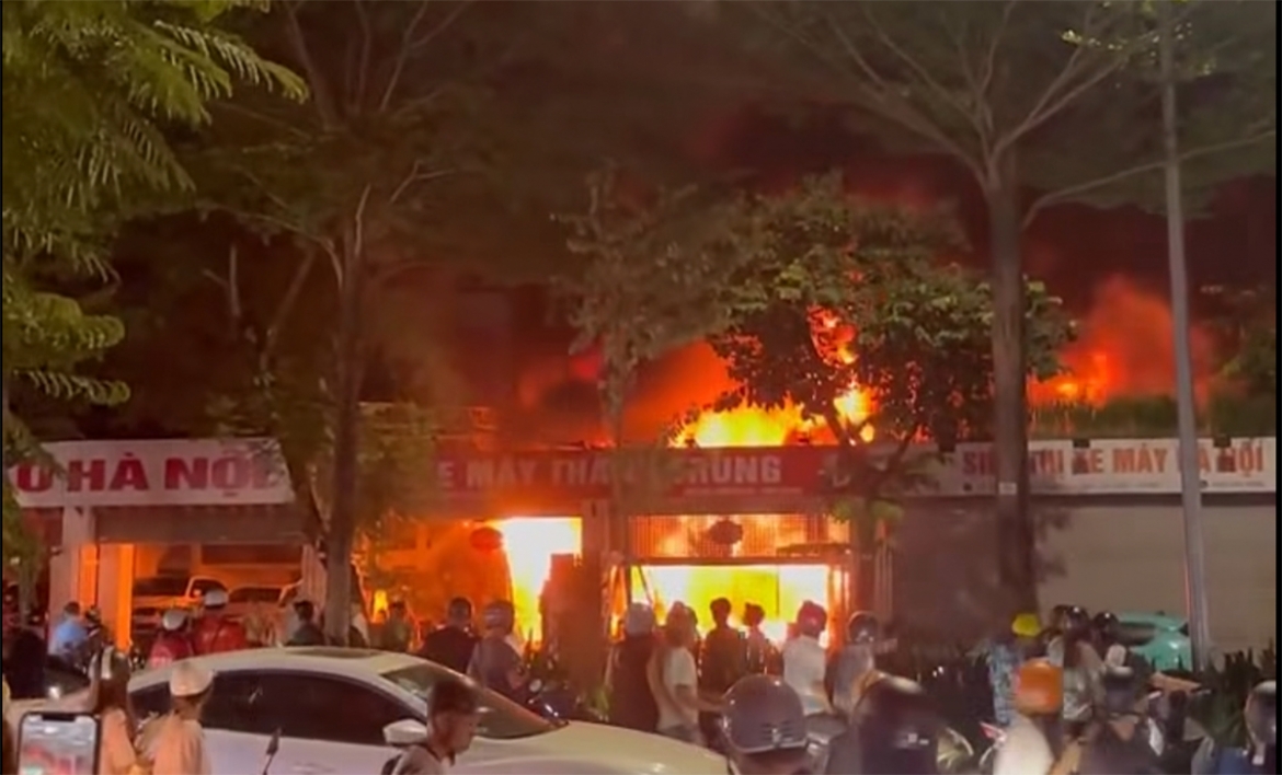 cong an ha noi thong tin chinh thuc ve vu chay cua hang xe may o nguyen khanh toan hinh anh 1