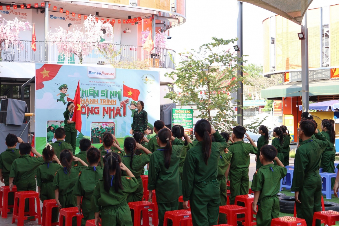 tung chuong trinh rut tham trung thuong tri gia gan 800 trieu dong hinh anh 6
