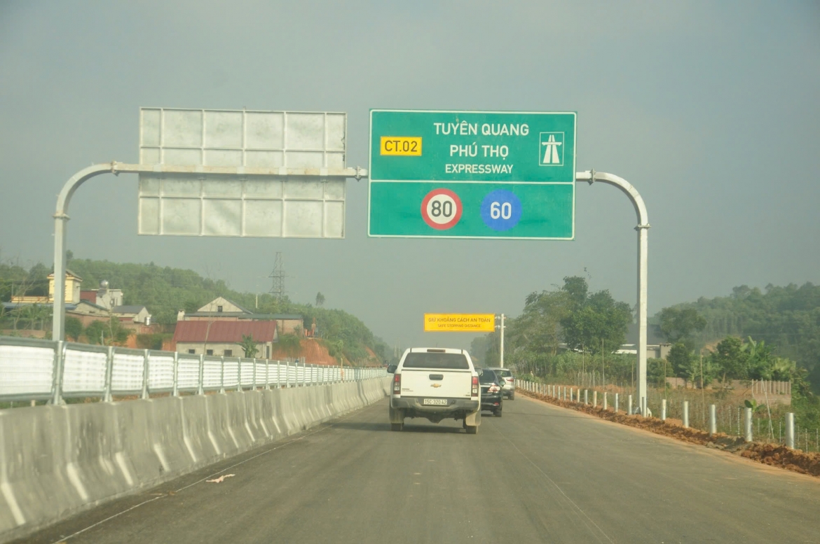 bao cao phuong an mo rong cao toc tuyen quang - phu tho len 4 lan hoan chinh hinh anh 1