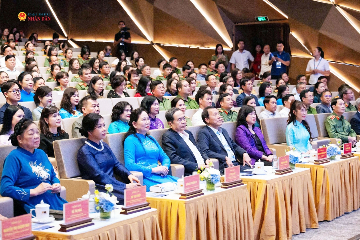 Chủ tịch Quốc hội Trần Thanh Mẫn dự Chương trình “Kết nối yêu thương”