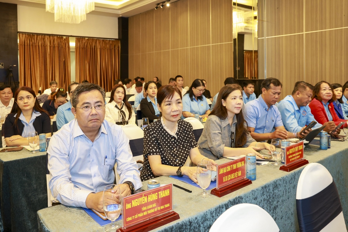 Hơn 4.000 vận động viên tham gia giải chạy gây quỹ mổ mắt miễn phí tại Nha Trang