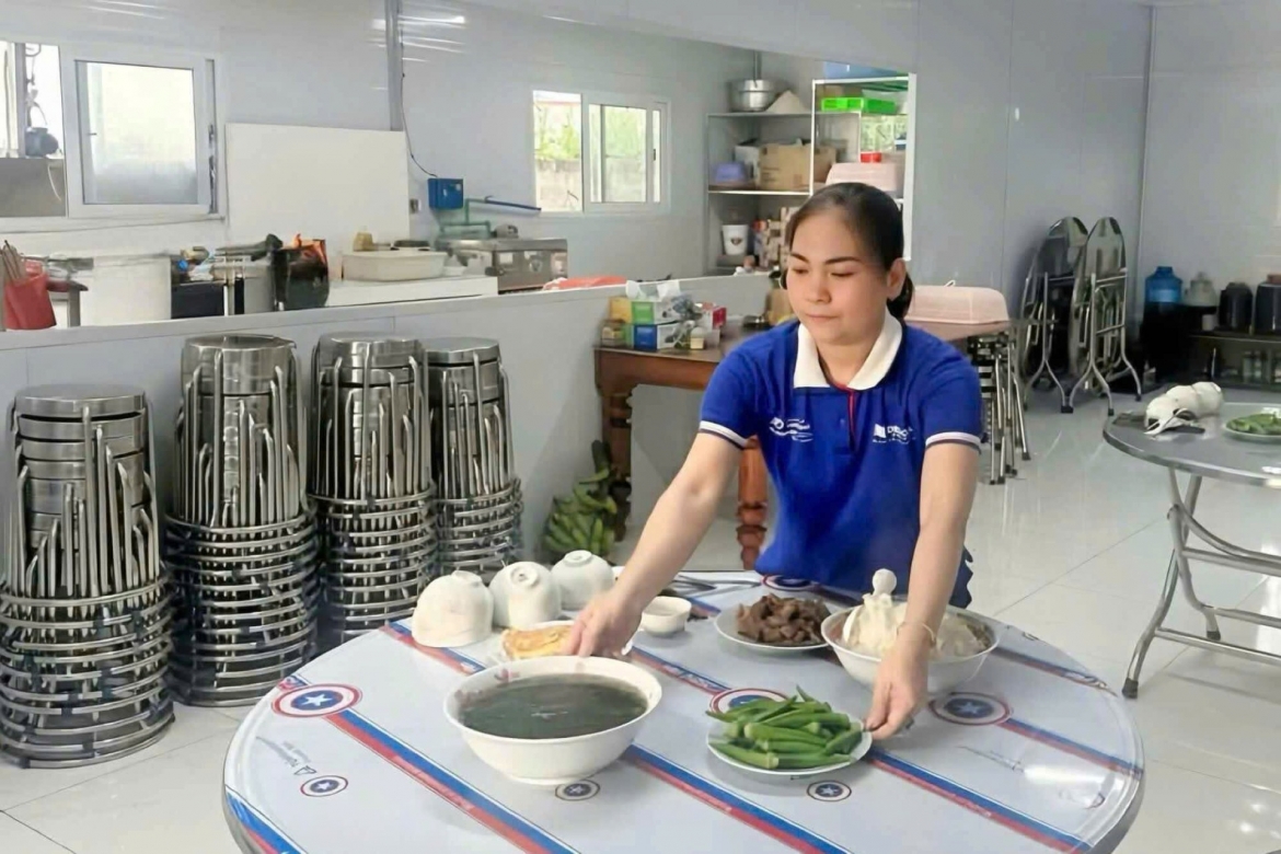 dau an nguoi phu nu Deo ca tren nhung cung duong que huong hinh anh 12