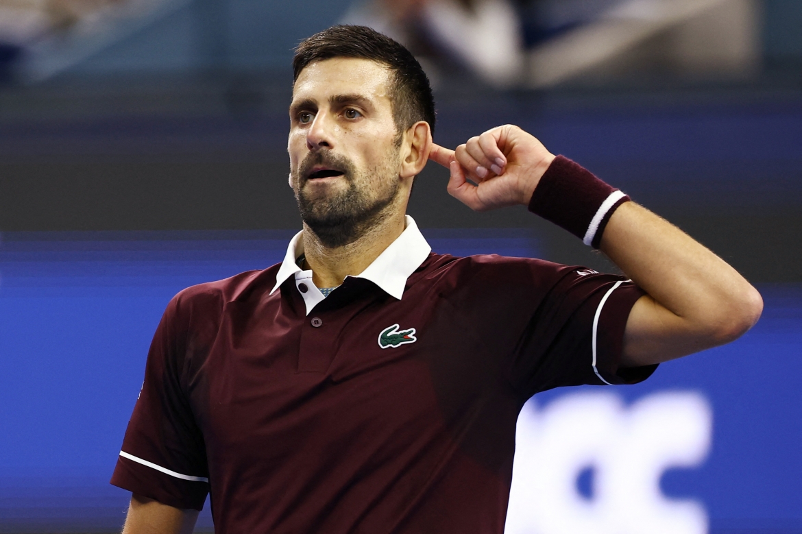 Djokovic vô địch giải đầu tiên trong năm 2026, nối dài kỷ lục khó tin