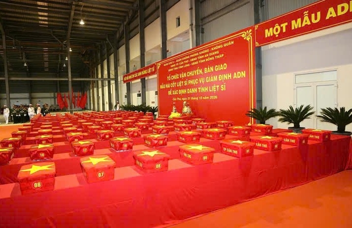 special flight brings 8,453 fallen soldiers biological samples to hanoi for dna testing picture 1
