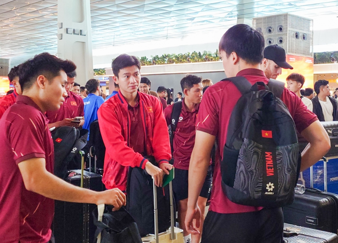 Dt viet nam ket thuc fifa asean cup 2026, vi sao mot nua doi hinh chua ve nuoc hinh anh 1