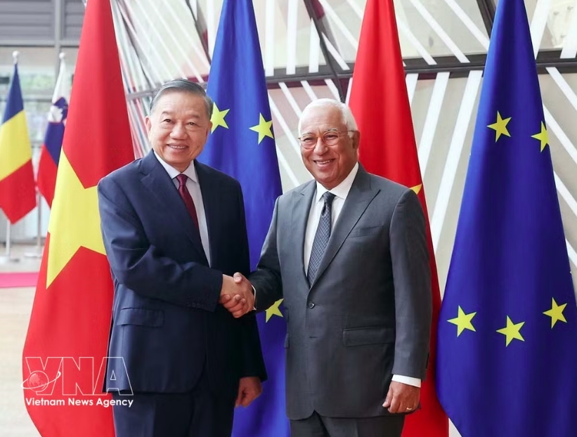 top leader holds talks with european council president picture 1