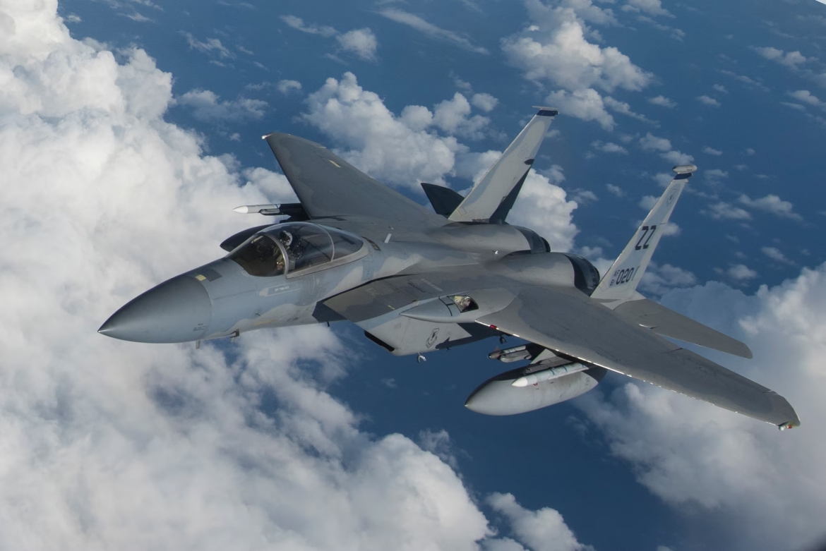 Dieu gi tao nen suc manh ben bi cua f-15 eagle qua hon 50 nam hinh anh 1