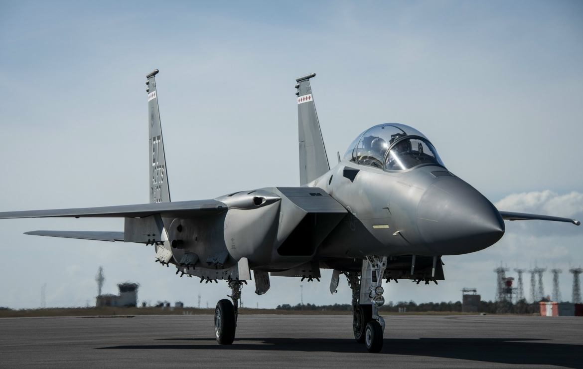 Dieu gi tao nen suc manh ben bi cua f-15 eagle qua hon 50 nam hinh anh 2
