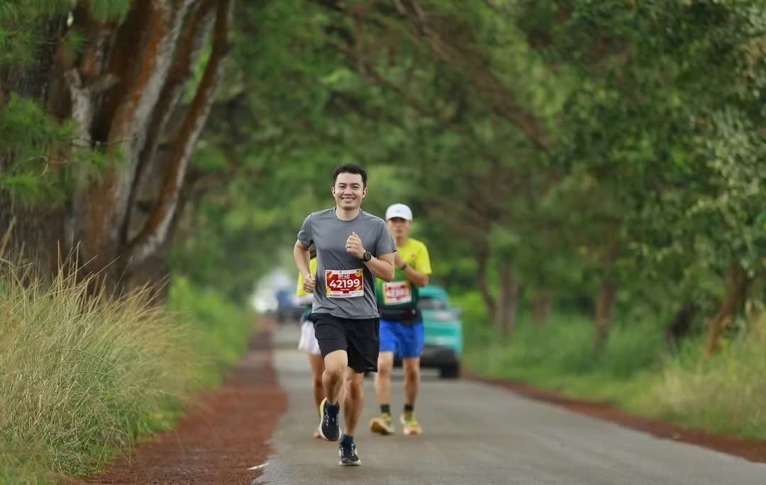gia lai city trail attracts 3,500 local, foreign runners picture 1