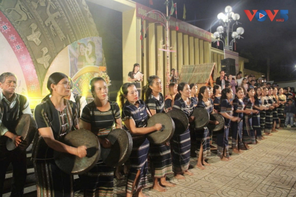 female gong ensemble promotes k ho cultural identity picture 2