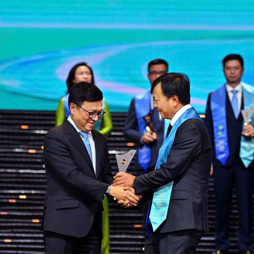 habeco 8 lan lien tiep duoc vinh danh thuong hieu quoc gia viet nam hinh anh 2