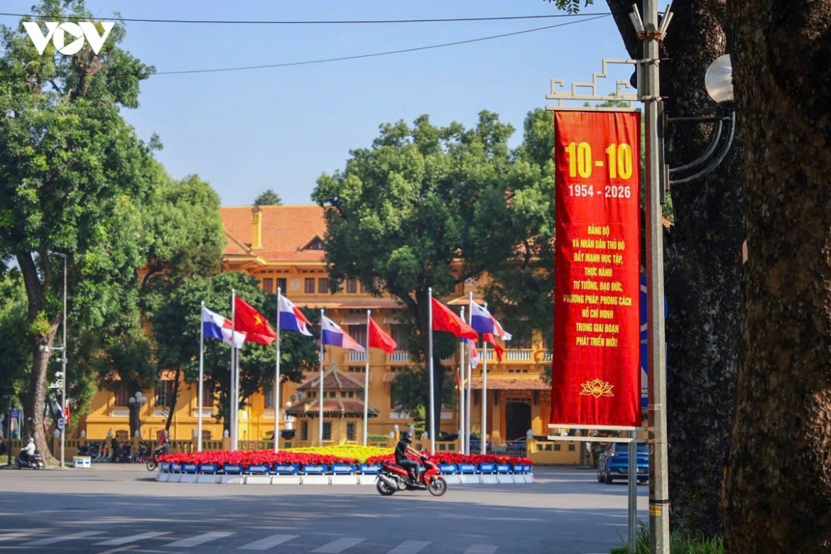 hanoi streets decked out for 72nd anniversary of liberation day picture 15