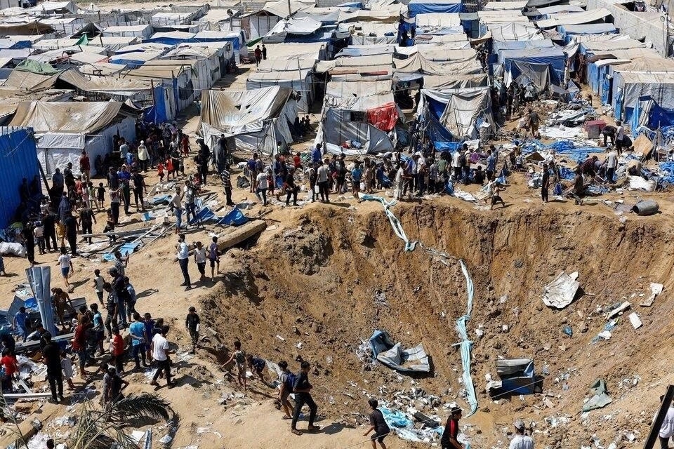 Israel đẩy mạnh hoạt động quân sự tại Gaza và Bờ Tây