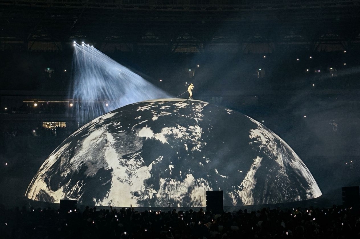 nganh du lich indonesia boi thu sau concert cua kanye west hinh anh 2