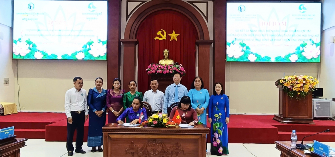 Dong thap prey veng campuchia tang cuong hop tac, vun dap tinh huu nghi hinh anh 1