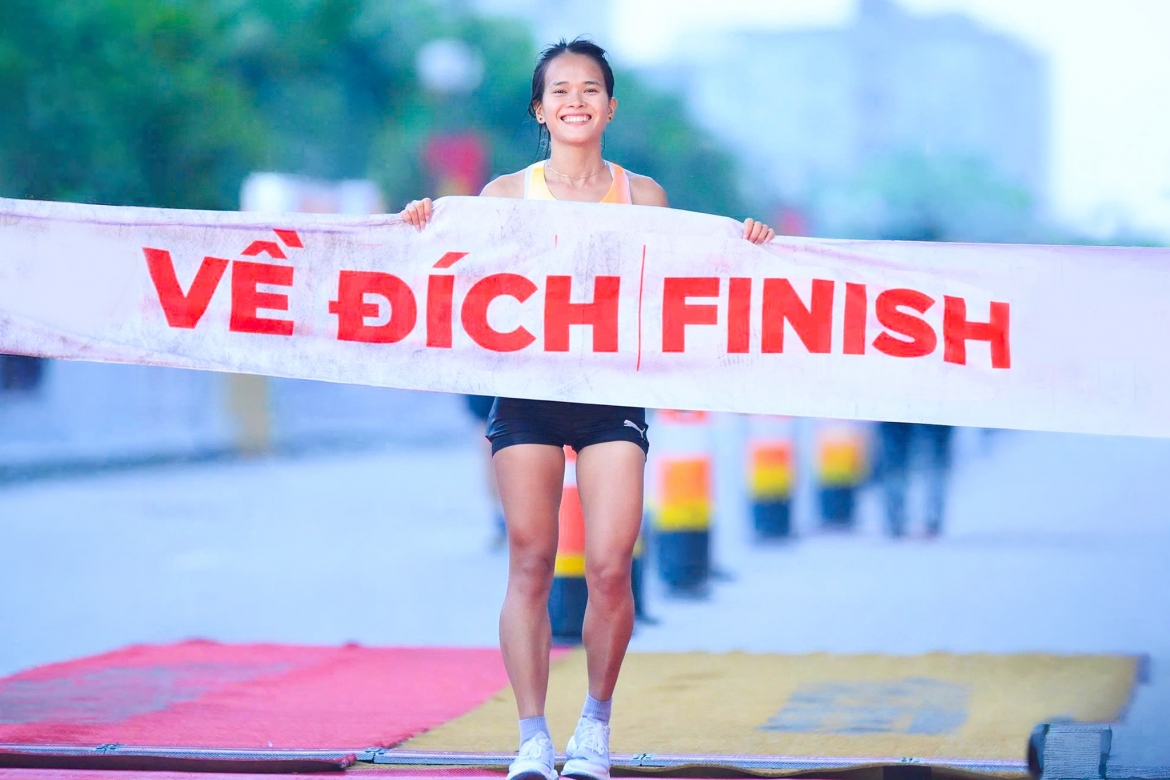 bứt phá kỷ lục tại giải marathon quốc tế hà nội techcombank mùa thứ 5 hình ảnh 1 but pha ky luc tai giai marathon quoc te ha noi techcombank mua thu 5 hinh anh 1