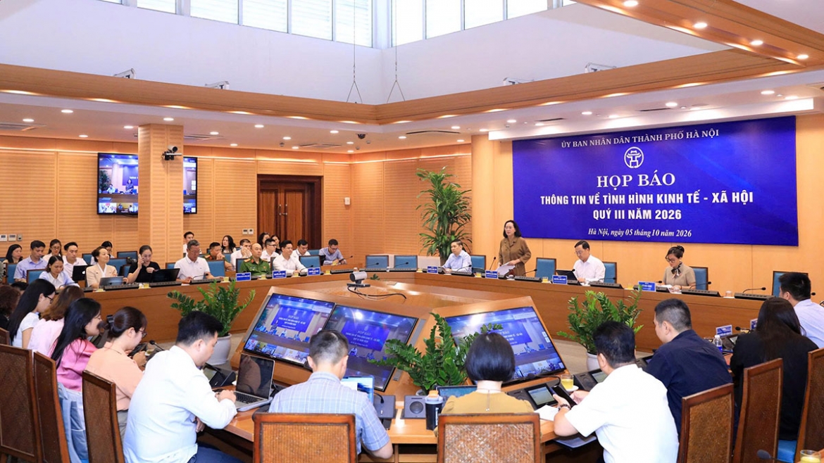 chao mung giai phong thu do Dai tiec phao hoa nghe thuat va trai nghiem dinh cao hinh anh 1