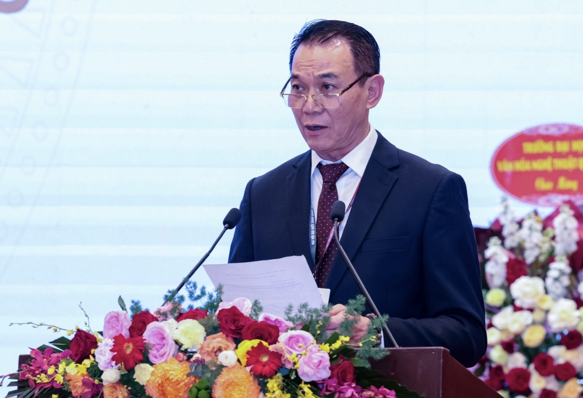 nsnd pham anh phuong tiep tuc giu chuc chu tich hoi nghe si mua viet nam hinh anh 2