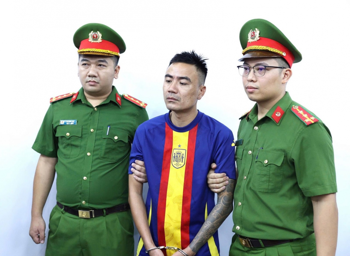 Khởi tố "Thắng Ật" sau vụ xô xát với nhân viên tại quán Cường Dê tại Ninh Bình