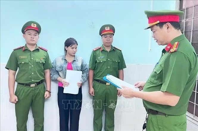 khoi to chu hui dung tai khoan ao chiem doat gan 500 trieu dong hinh anh 1