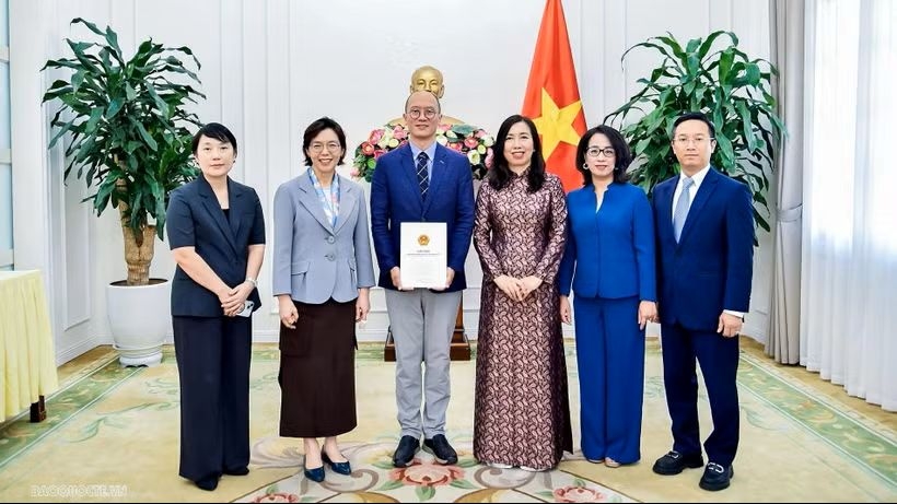 korean broadcasting system reopens office in vietnam picture 1