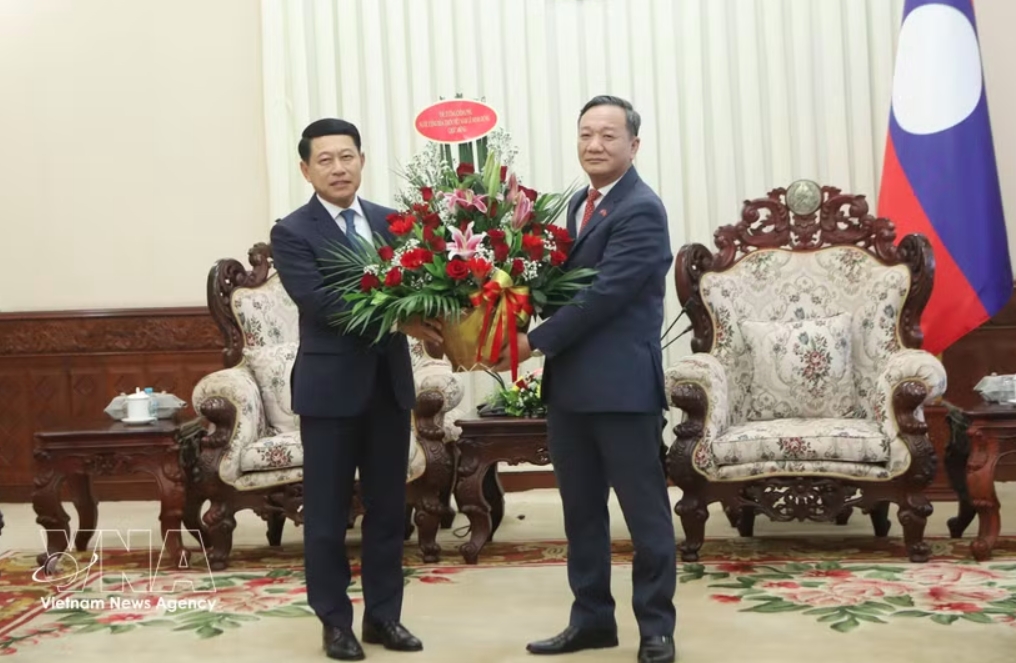 vietnam, laos step up efforts to deepen cooperation picture 1