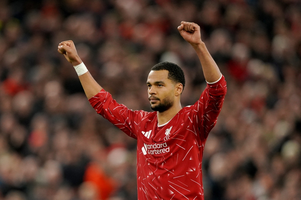 truc tiep liverpool 1-1 chelsea lien tiep hai ban thang tren cham phat den hinh anh 2