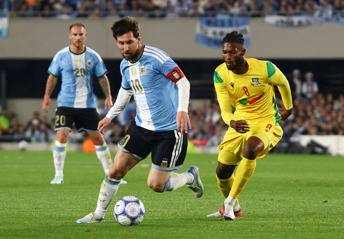 lionel messi vua ghi ban vua kien tao, bat khoc trong tran chia tay Dt argentina hinh anh 8