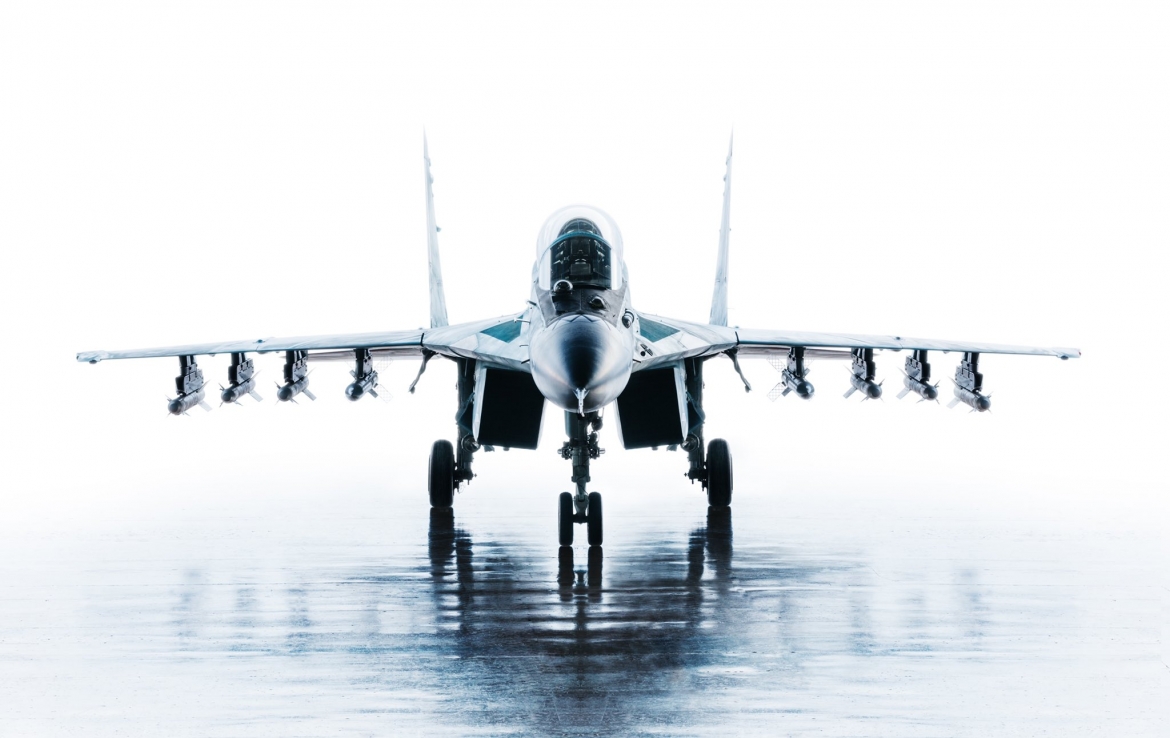 nga huy dong tiem kich mig-35 danh chan uav ukraine hinh anh 1