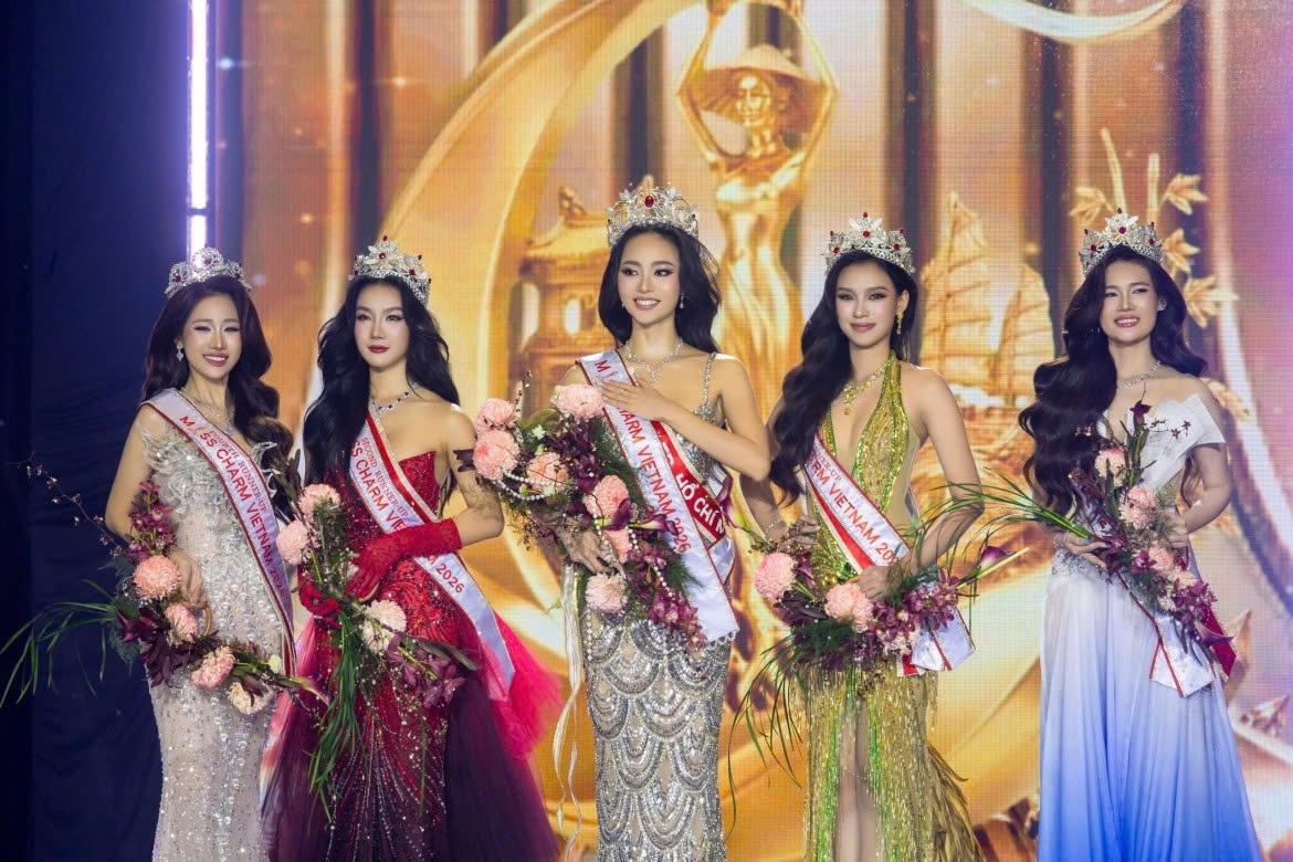bilingual emcee crowned miss charm vietnam 2026 picture 1