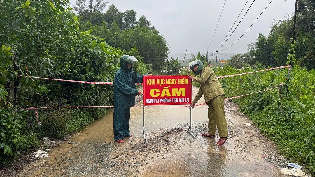 Bộ CHQS Đà Nẵng: Kích hoạt phương án ứng phó mưa lớn kéo dài