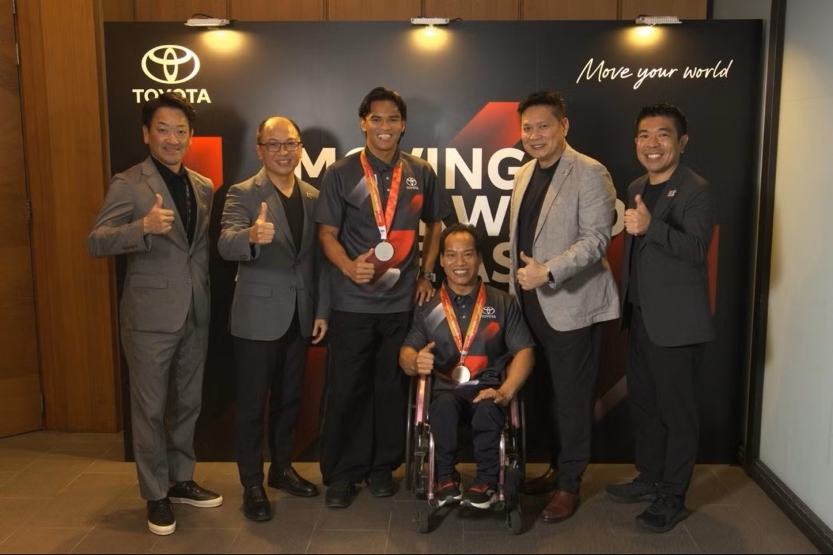 toyota vinh danh van dong vien chau A, ra mat ca khuc new day rising hinh anh 1