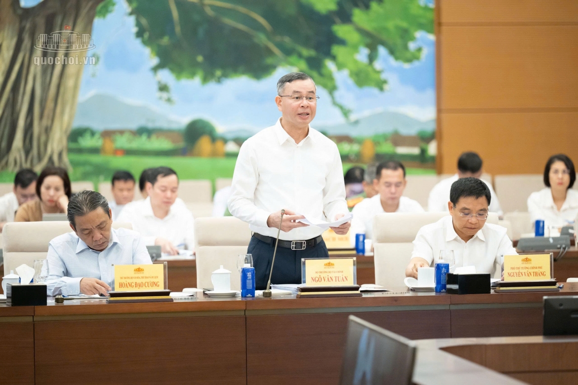 Uy ban thuong vu quoc hoi cho y kien ve du an luat ngan sach nha nuoc hop nhat hinh anh 1
