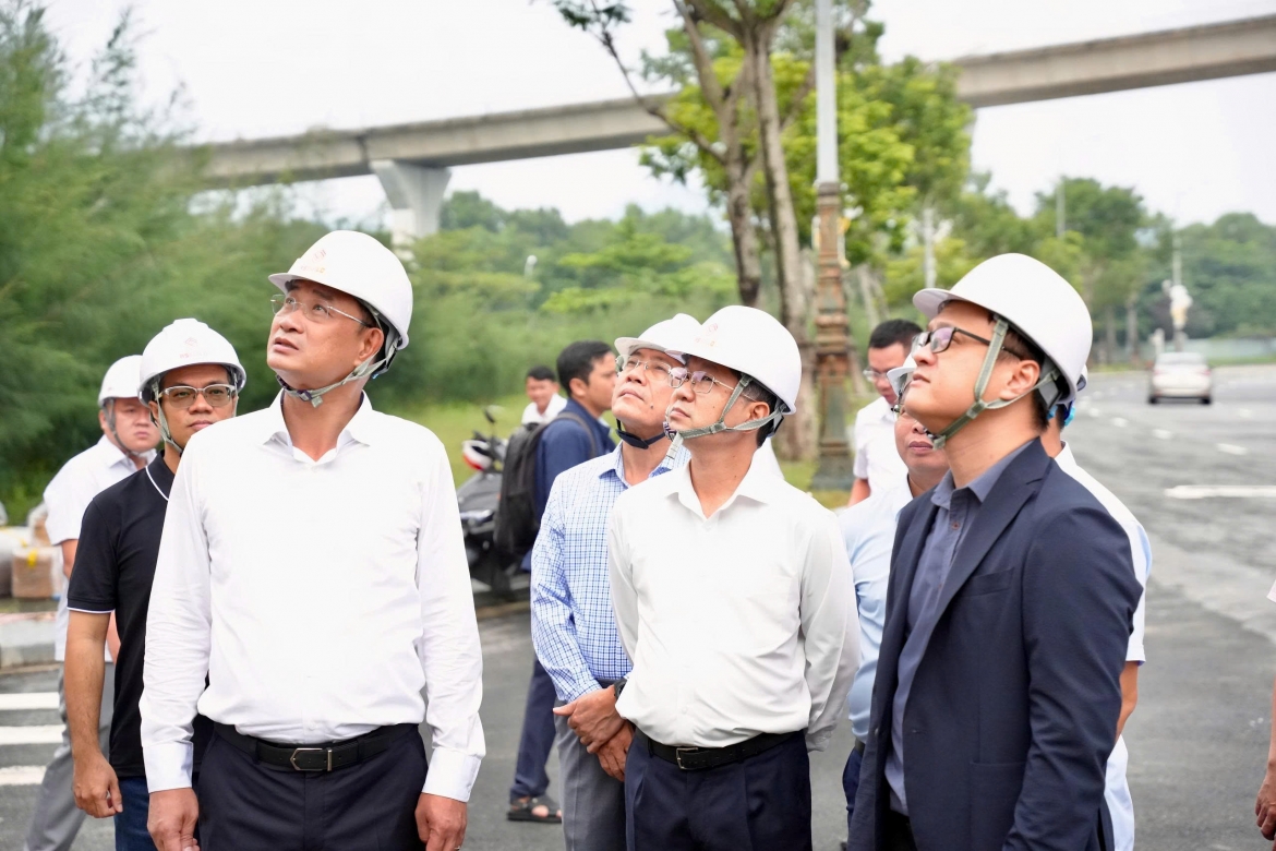 chanh an tand toi cao nguyen van quang kiem tra du an fab-lab tai Da nang hinh anh 1